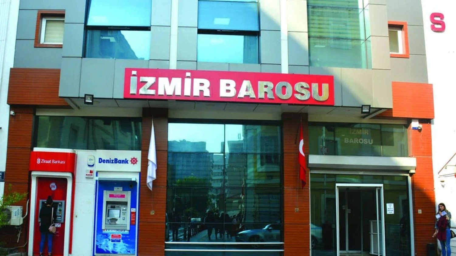 İzmir Barosu'ndan Diyanet'e 'cuma hutbesi' tepkisi